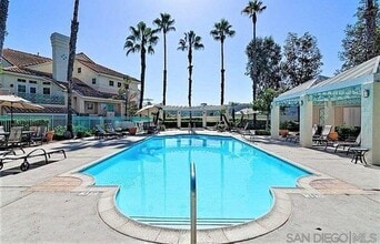 Building Photo - 12612 Springbrook Dr