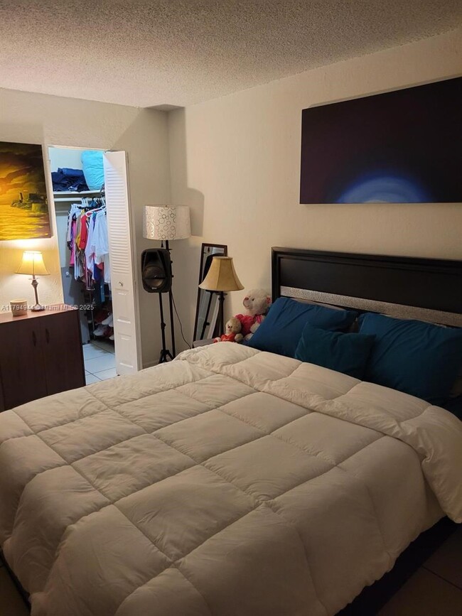 Foto del edificio - 4550 NW 9th St