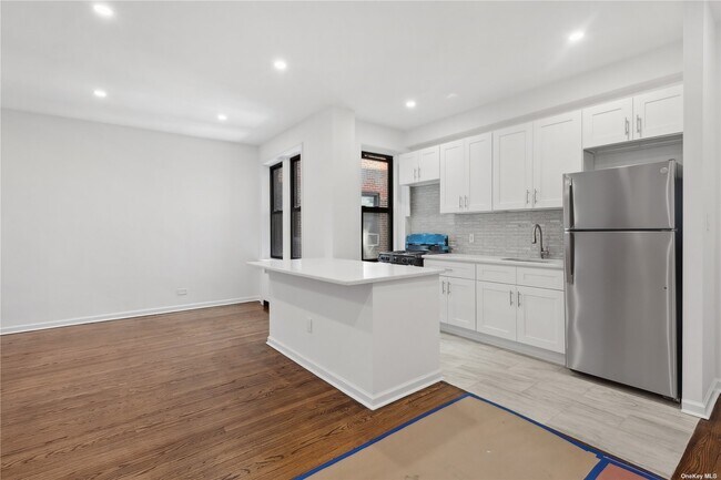 Building Photo - 30-06 29th St