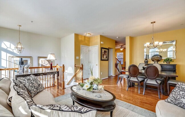 Foto del edificio - 7603 Cherrybark Oak Ln