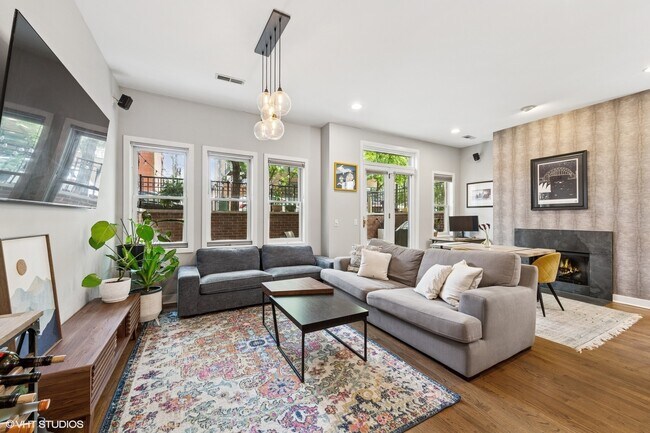 Foto del edificio - 1142 N Wood St