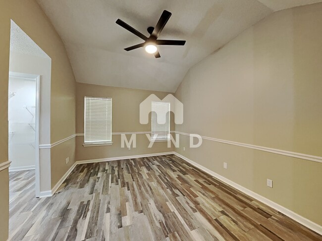 Foto del edificio - 6892 Gallop Dr