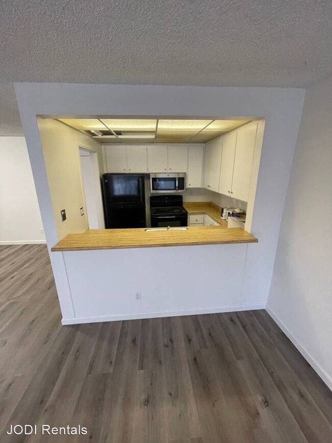 Building Photo - 1 br, 1 bath House - 380 Vallejo Drive Uni...