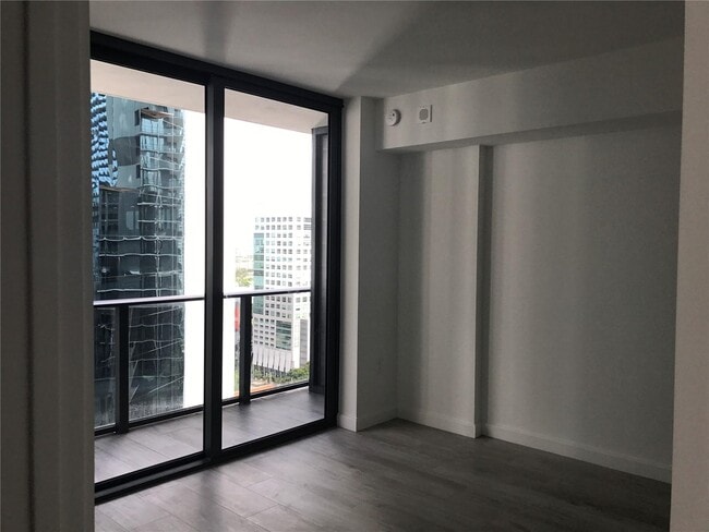 Foto del edificio - 55 SW 9th St