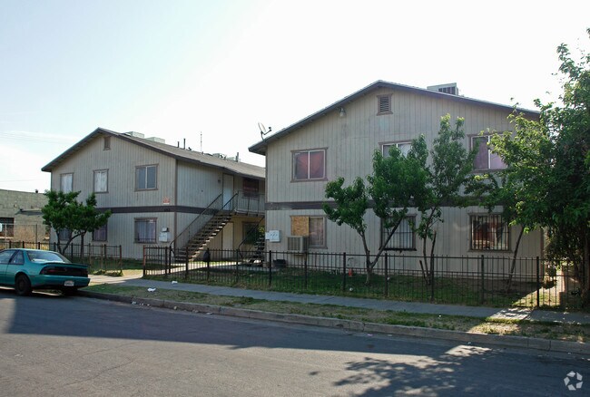 Foto del edificio - 474-482 N Glenn Ave