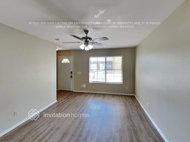 Foto del edificio - 7801 N 44th Dr