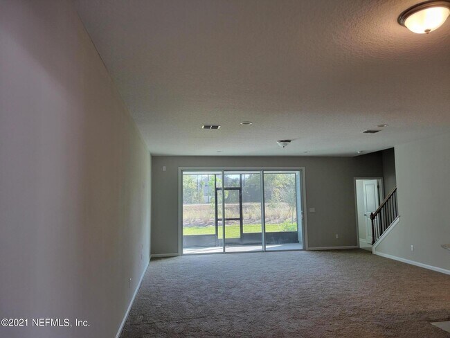 Foto del edificio - 334 Pine Bluff Dr