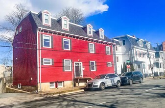 Building Photo - 5813 Cunard St