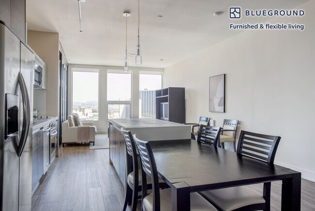 Foto del edificio - 1010 Wilshire Blvd