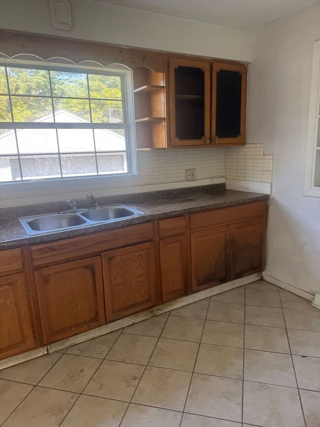 Foto del edificio - 4912 E 84th St