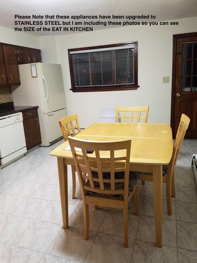 Eat in Kitchen - 76 Pearson Rd