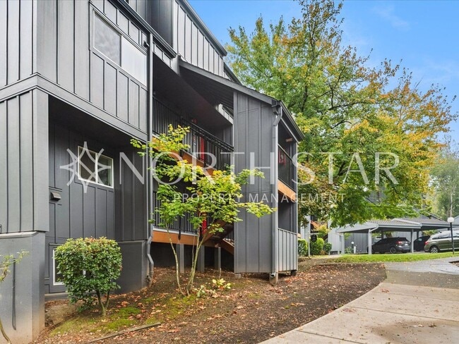 Building Photo - Mt. Park Condo with High Ceilings