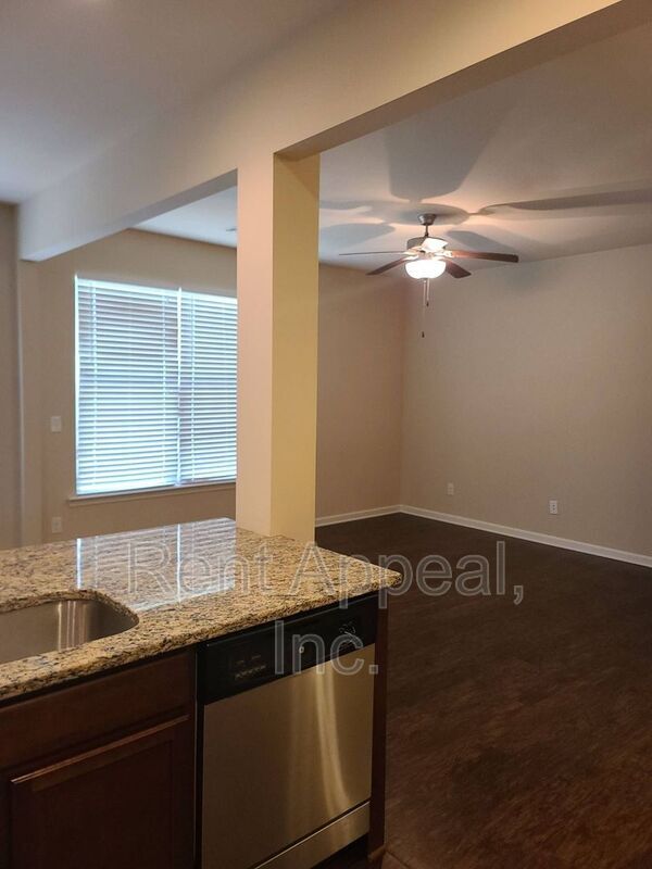 Foto del edificio - 196 Highland Pointe Cir E