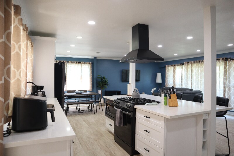 Foto principal - 2635 Sunset St