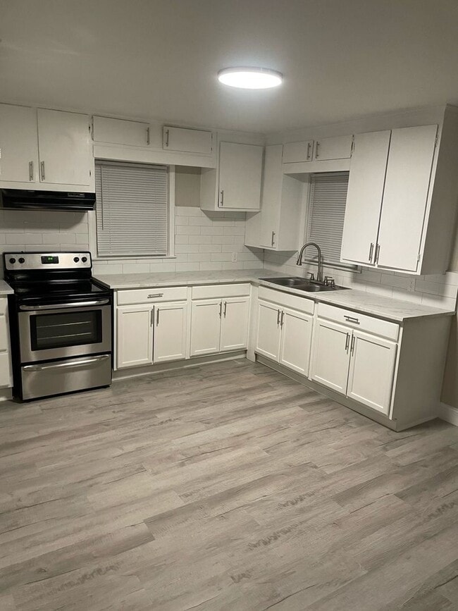 Building Photo - COMMING SOON