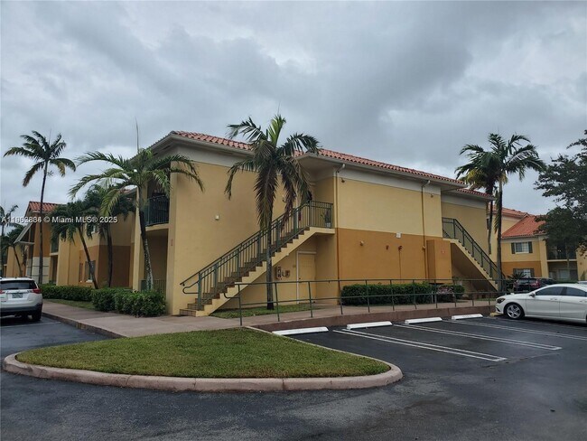 Foto del edificio - 7260 NW 114th Ave