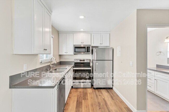 Foto del edificio - 4378 Campus Ave