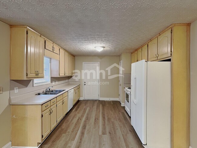 Foto del edificio - 887 Kendall Park Dr