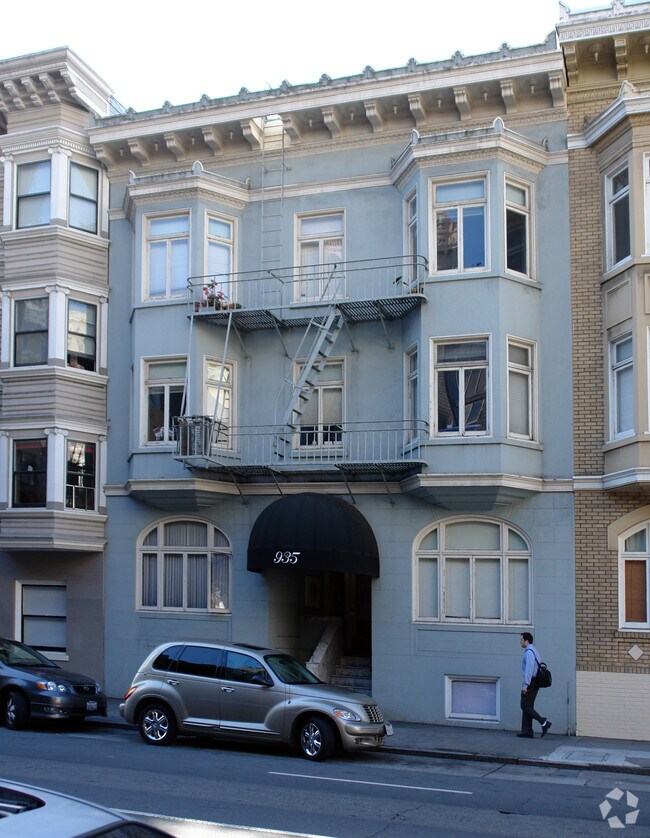 Building Photo - 935 Pine St