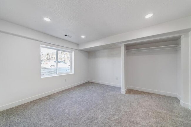 Building Photo - 3997 W 1960 N