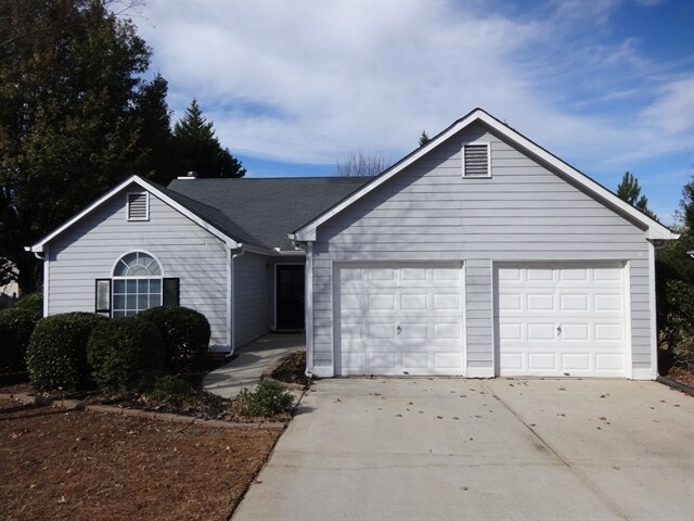 Foto principal - 3004 Lake Park Trail