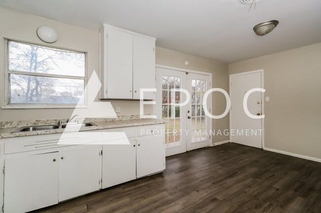 Building Photo - 1412 Alta Mira Dr