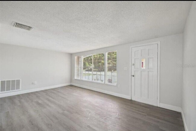 Foto del edificio - 3442 Norland Ct