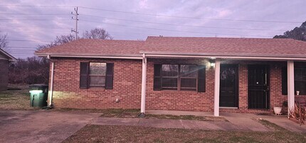 Building Photo - 5101 N Moore Ln