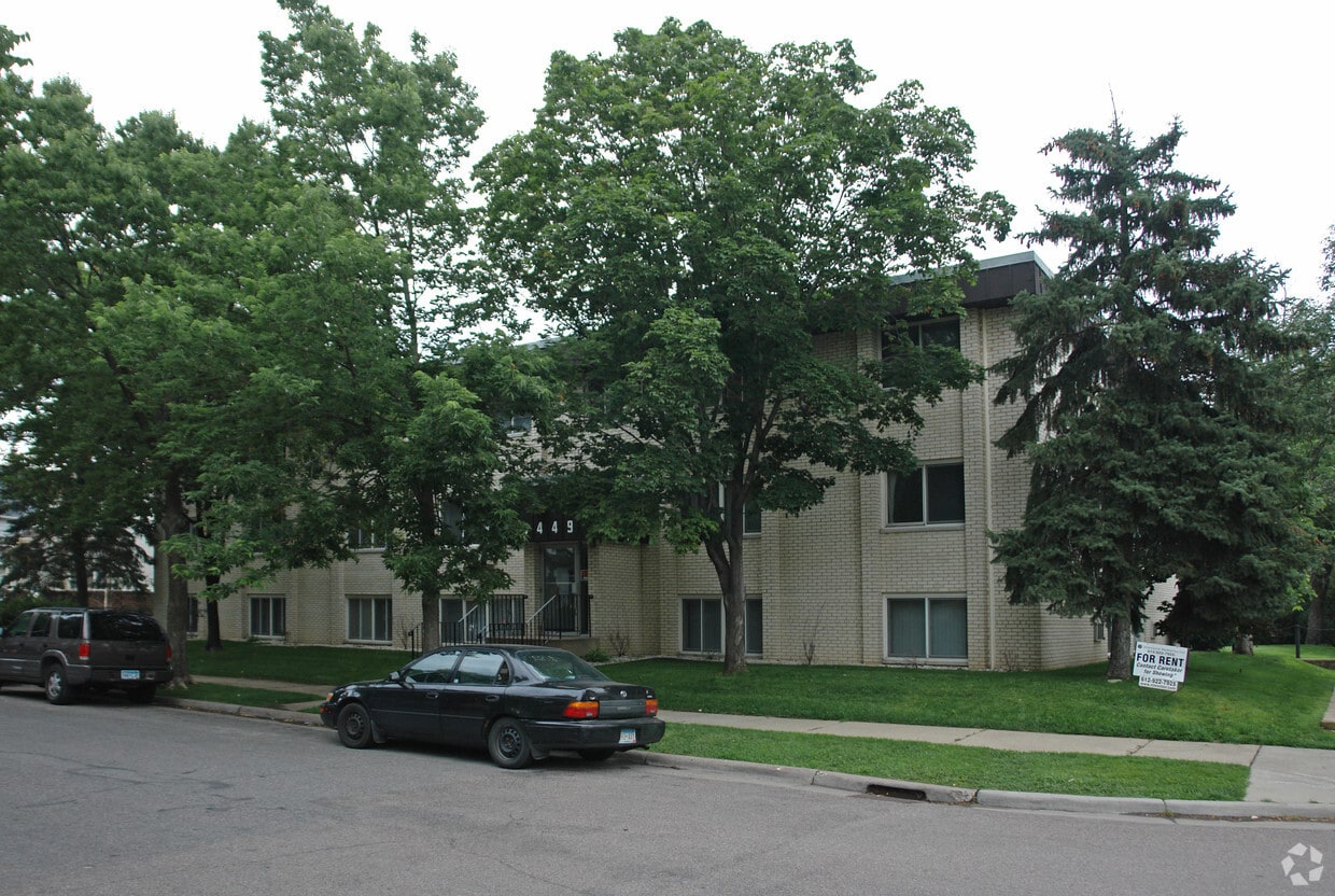 Primary Photo - Harriet Avenue Villas