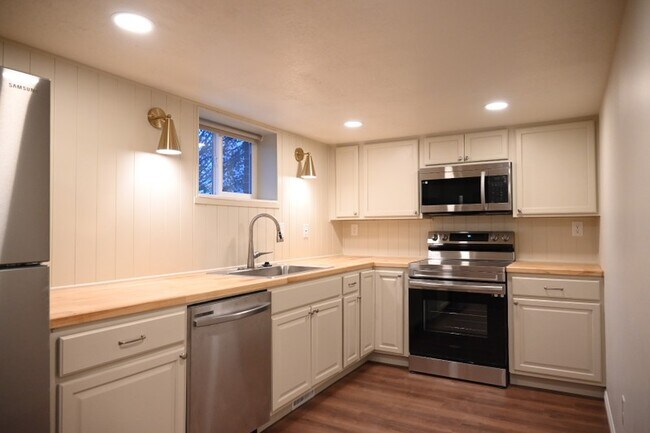 Foto del edificio - 1186 Beverly Way