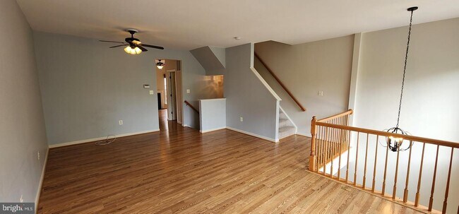 Building Photo - 6717 Emmanuel Ct
