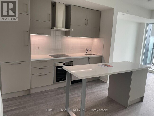 Building Photo - 56-2356 Andre de Grasse St