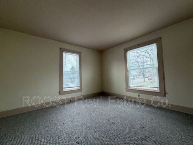 Foto del edificio - 22 Willis Ave