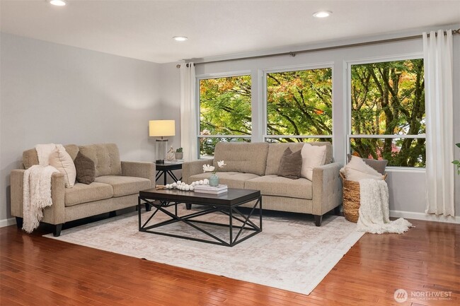 Foto del edificio - Prime Bothell Location!!!