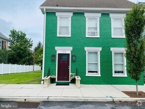 Building Photo - 148 N Carlisle St
