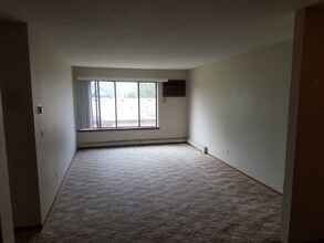 Building Photo - 1501 7th Ave S