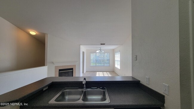 Building Photo - 1717 County Rd 220