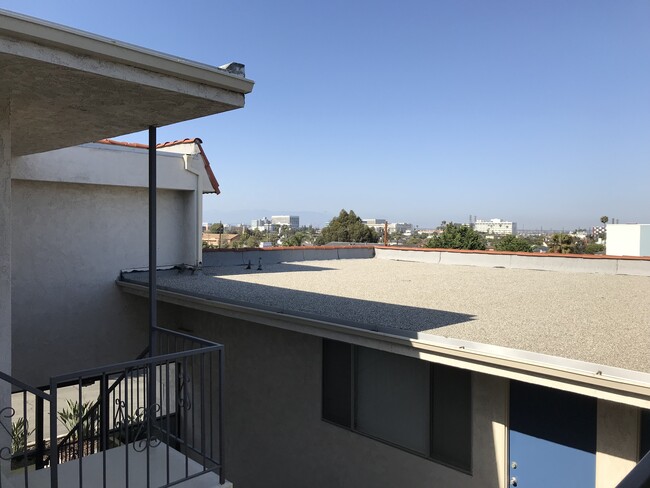 Building Photo - 333 Bungalow Dr
