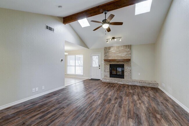 Foto del edificio - 3203 Primrose Trail