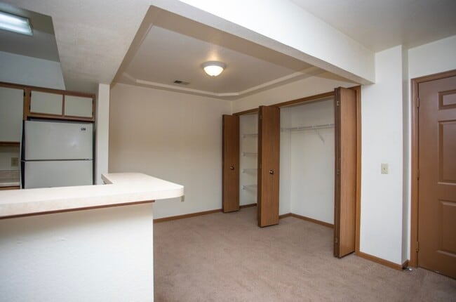 Building Photo - 2102 Stirrup Ln