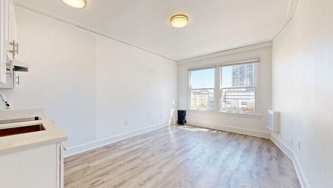 Building Photo - 725 Ellis St