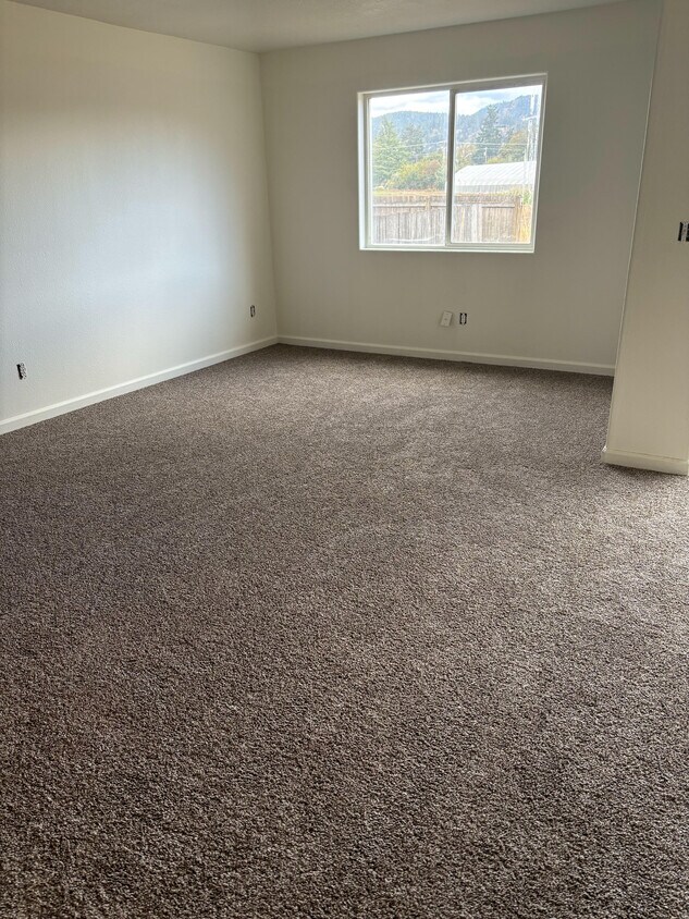 Foto principal - 772 N Cloverleaf Loop