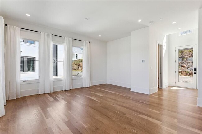 Foto del edificio - 10965 Serenbe Ln