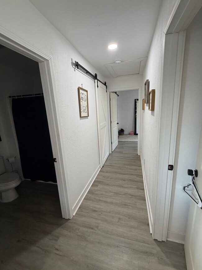 Foto del edificio - 2935 W Madison St