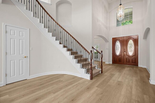 Foto del edificio - 6819 Chalk Hill Dr