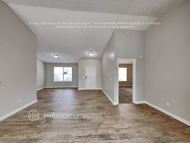 Foto del edificio - 186 Crestbend Ln