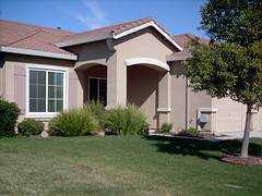 Building Photo - Three bedroom, two bath Lincoln home with ...