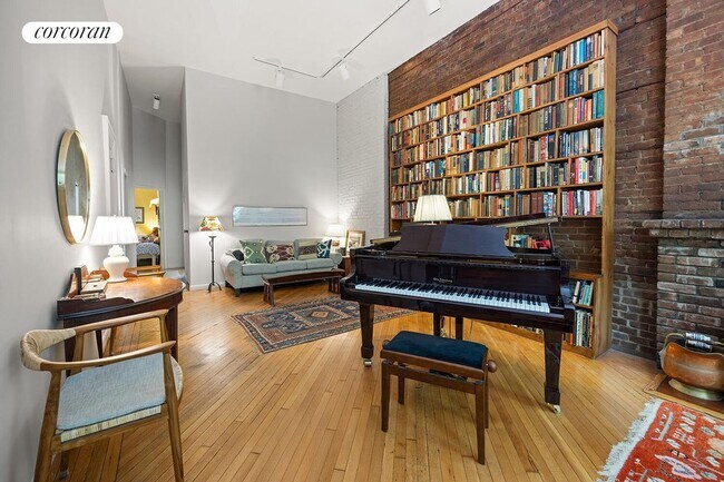 Foto del edificio - 68 W 11th St