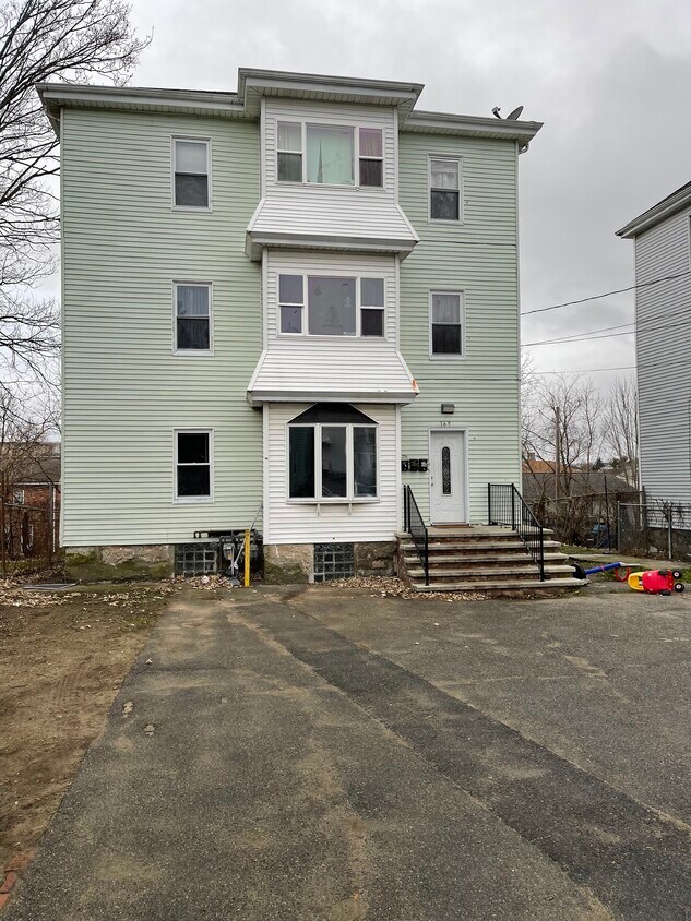Primary Photo - 169 Covel St