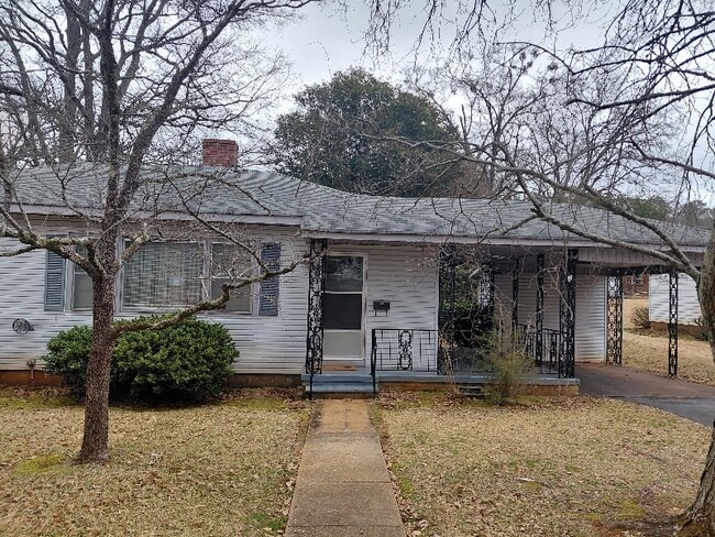 Building Photo - 708 Glenwood Rd